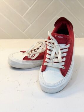 STRAYE Love Me Love Me Not Red Canvas Skate Sneakers
